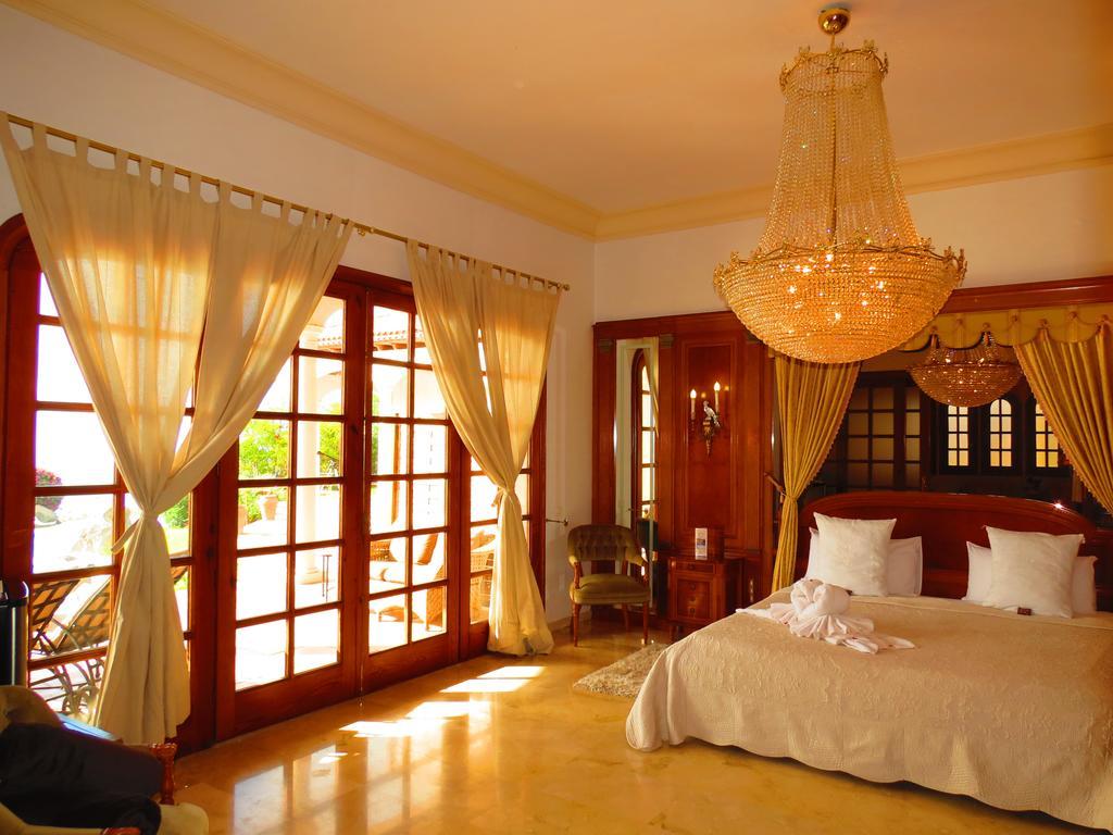 Heaven In Europe 88 Villa Santa Úrsula Екстериор снимка